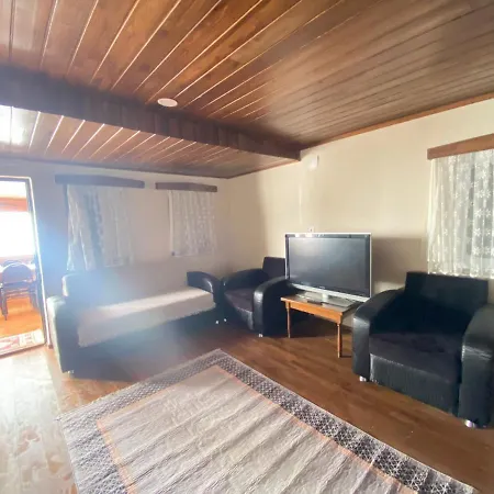 Inci Apart Tatil Evi *