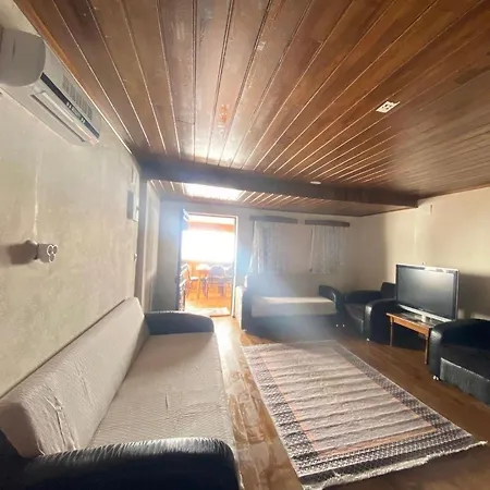 Inci Apart Tatil Evi *